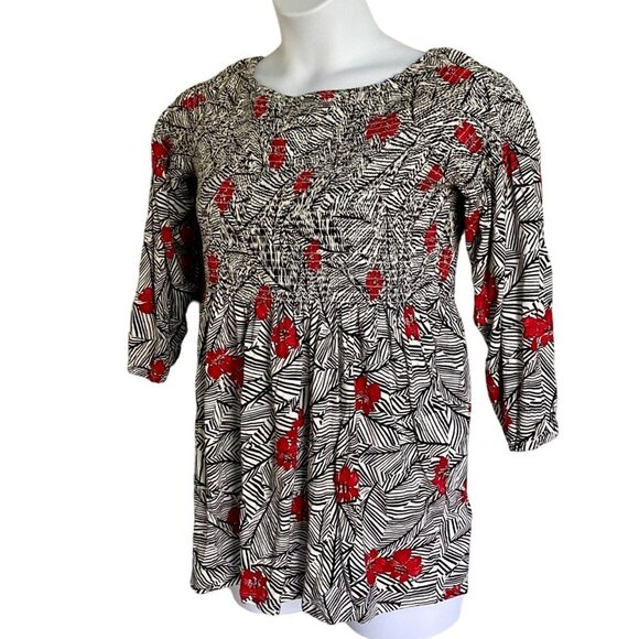 J. Jill Black and Red Floral Print 3/4 Sleeve A-line Tunic Top - Picture 4 of 9
